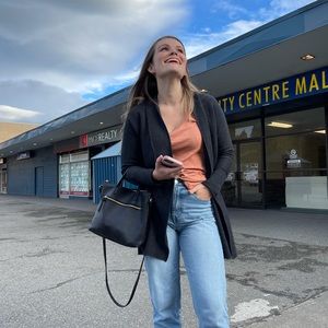 Meet your Posher, Kylee